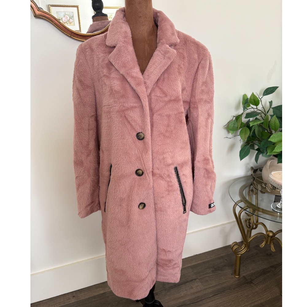 DKNY Plush Faux Fur Coat Button Front Pink Zipper Pockets Small Chic NWOT‎